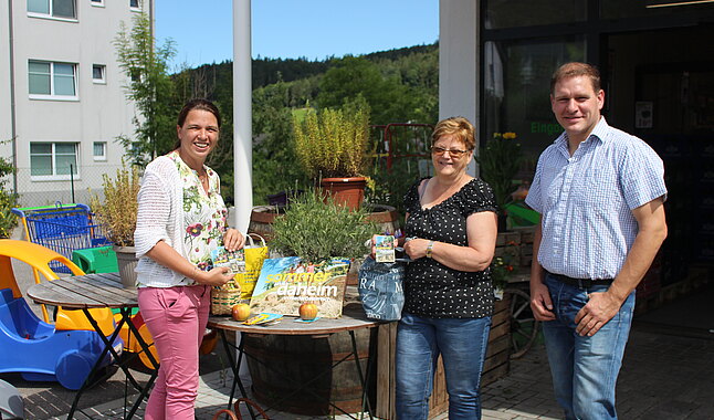 Bezirksgeschäftsführerin Sandra Böhmwalder, Monika Wallner und Stadtrat Christian Köberl